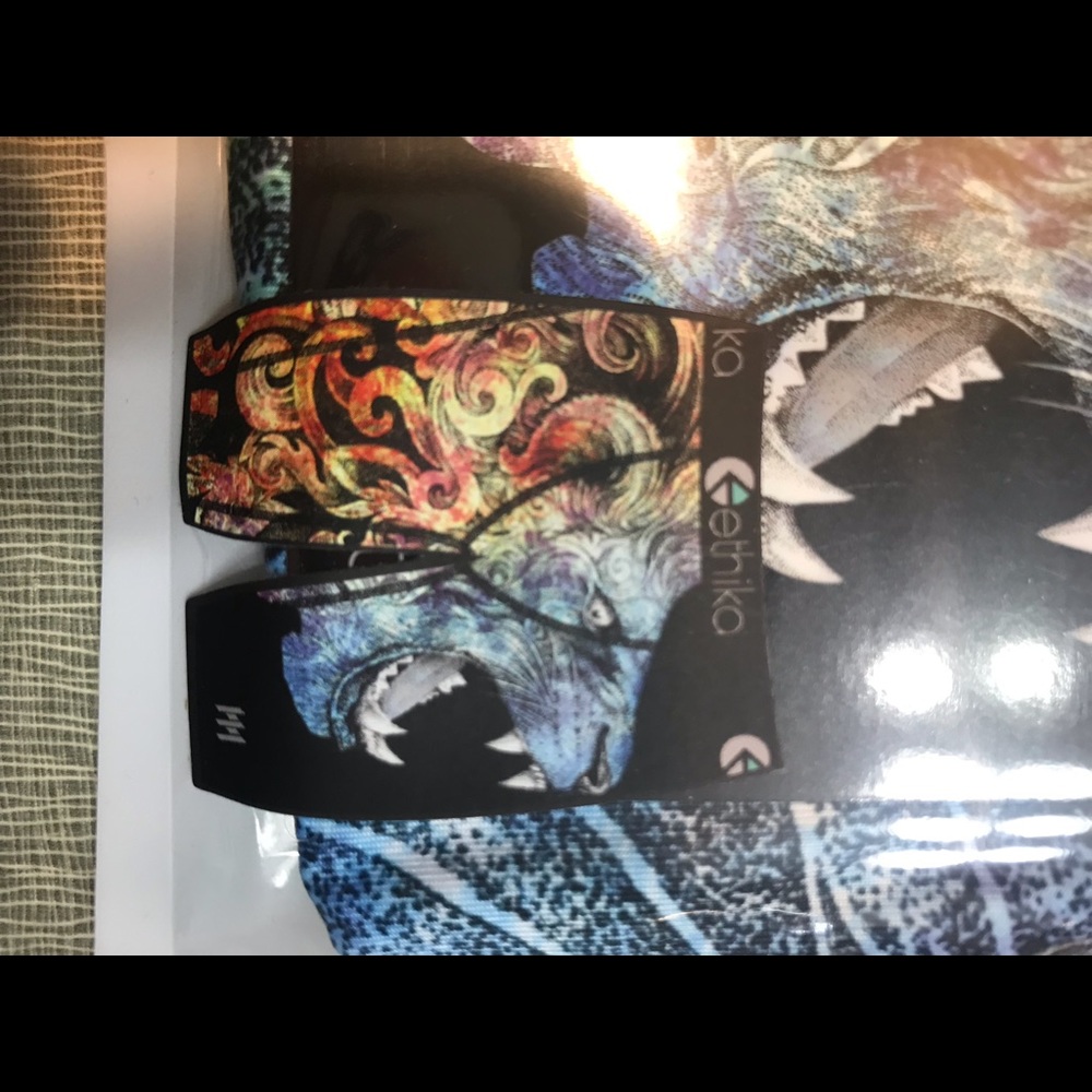 Ethika staple fit. Size small (unopened) - Picture 2 of 3